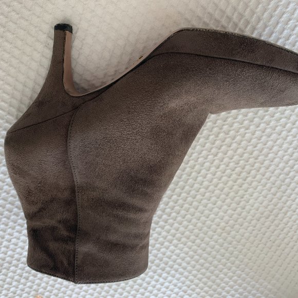 Prada Suede Ankle Booties - 37 - Picture 4 of 9